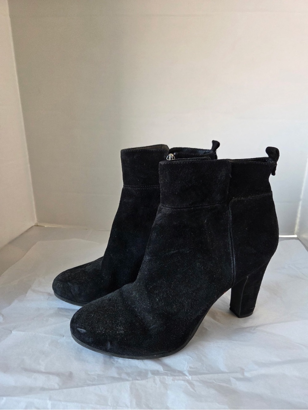 Sam Edelman Women’s 10M Suede Ankle Booties